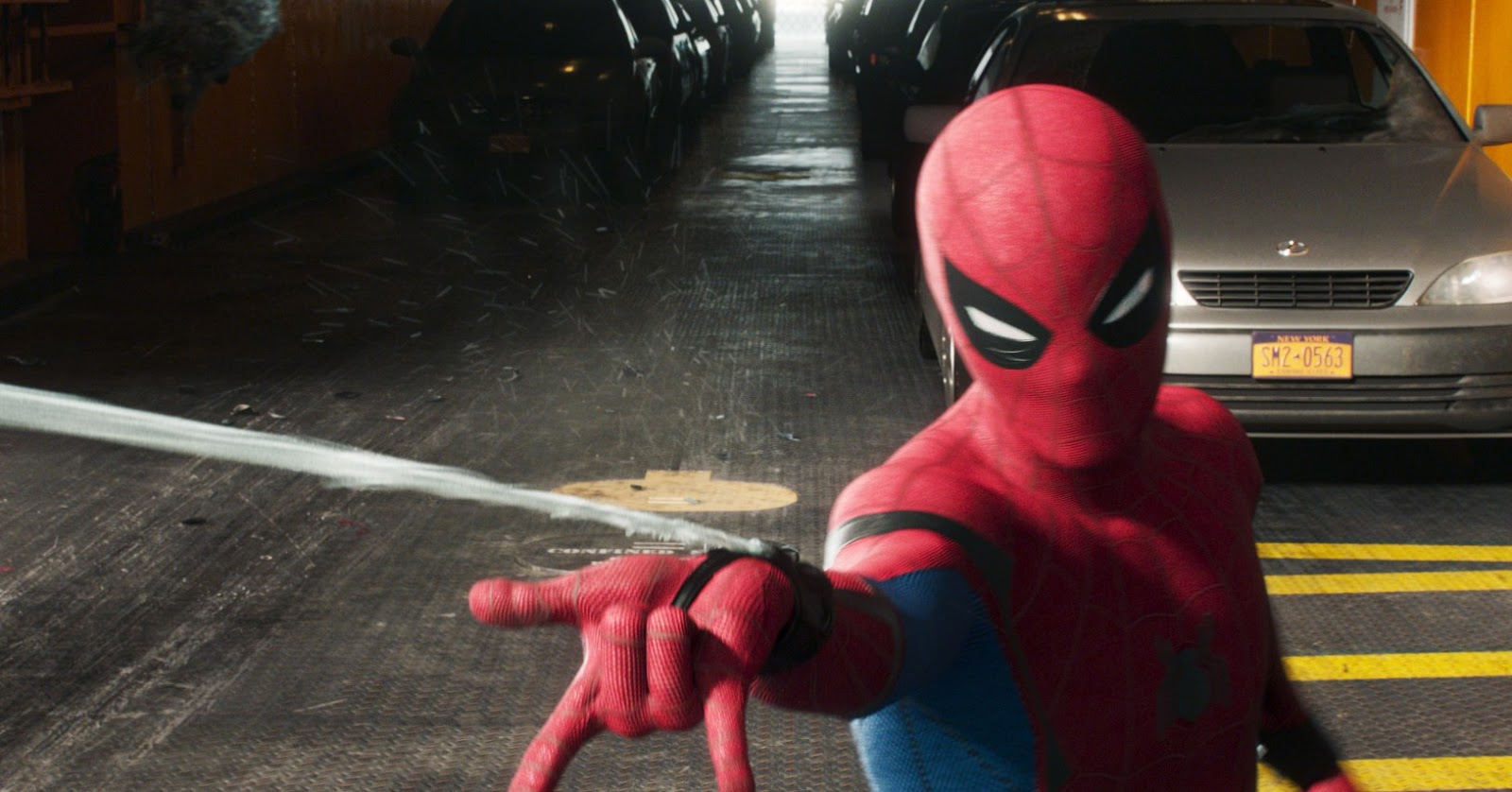 アメイジング スパイダーベイビーが楽しい新しいコマーシャルで逆襲