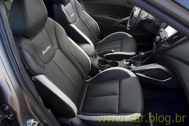 Hyundai Veloster 2012 Turbo - interior