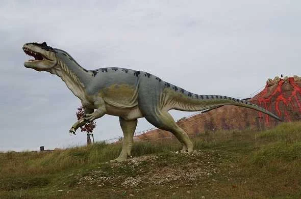 top-10-myths-about-Dinosaurs-افضل-10-خرافات-عن-الديناصورات