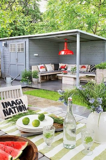 CON COMEDOR Y ZONA DE DESCANSO EN EL JARDIN | OASISINGULAR