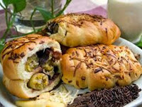 Resep Membuat Roti Pisang Cokelat Enak Empuk