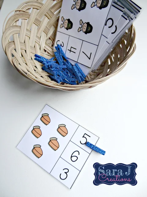 Thanksgiving counting clip cards are an easy way to practice counting objects up to 30.  Grab your freebie now!