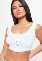 https://www.missguided.eu/white-button-front-ribbed-bralet-10099075