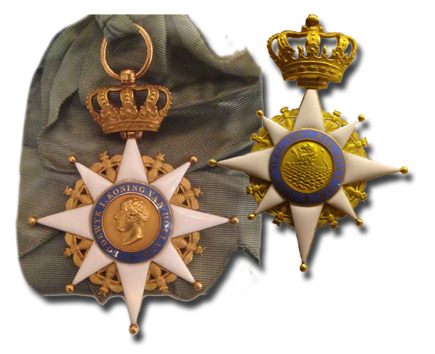 Knighthood Mens Victory Star Lapel Pin Golden 