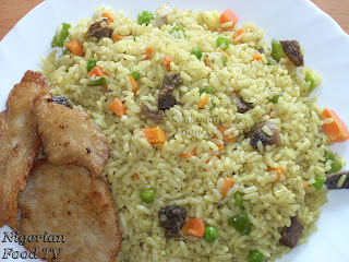 make nigerian fried rice,prepare nigerian fried rice