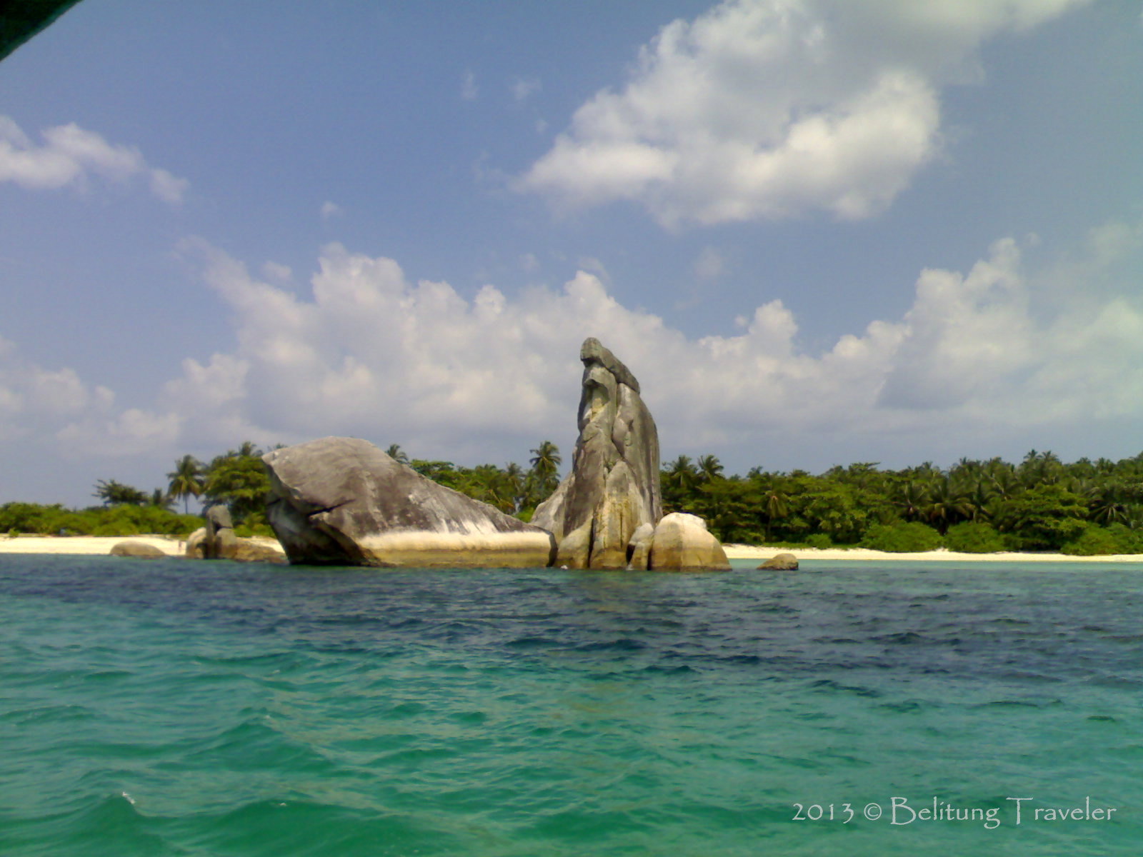 Pulau Burung Belitung – Surga Mungil di Bibir pantai ( Bird Island