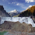 Fondo de Pantalla Paisaje Agua bajando de las montañas