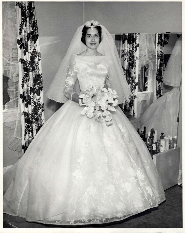 Boom Wedding Dresses