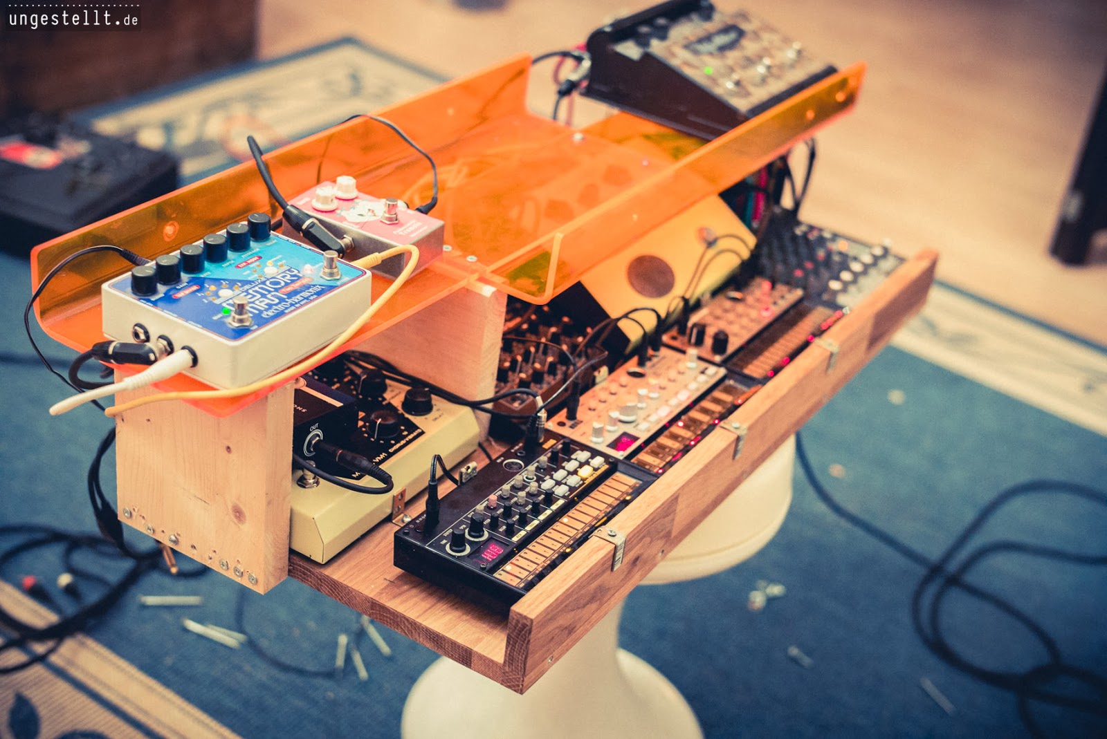 VolcaRock Ambient Guitar & Analog Synths Volca Rack extended some