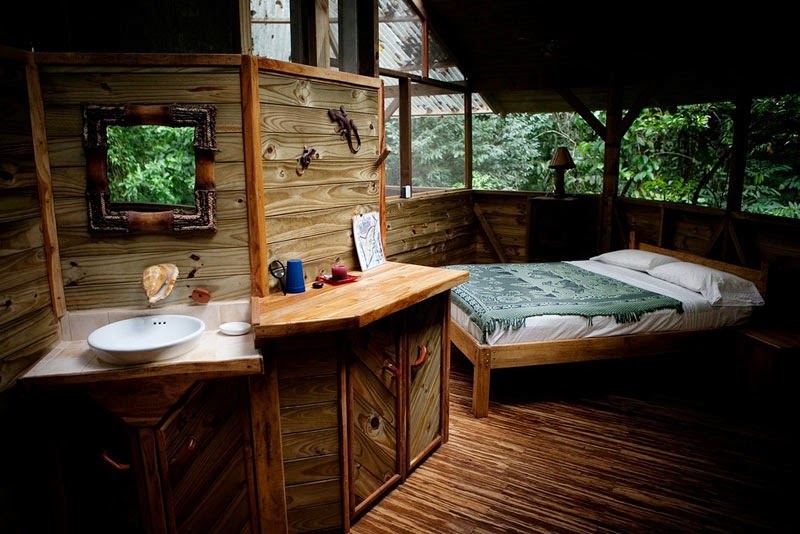 Or waking up to the sounds of the forest and the fresh breeze of the rainforest through your room… - Your Childhood Dreams Will Be Re-Awakened When You See These Magical Treehouses.