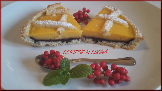 Crostata di frolla con crema pasticcera e confettura di Sambuco