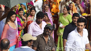 Deepika and Ranbir spotted at 'Yeh Jawani Hai Dewaani' movie shooting