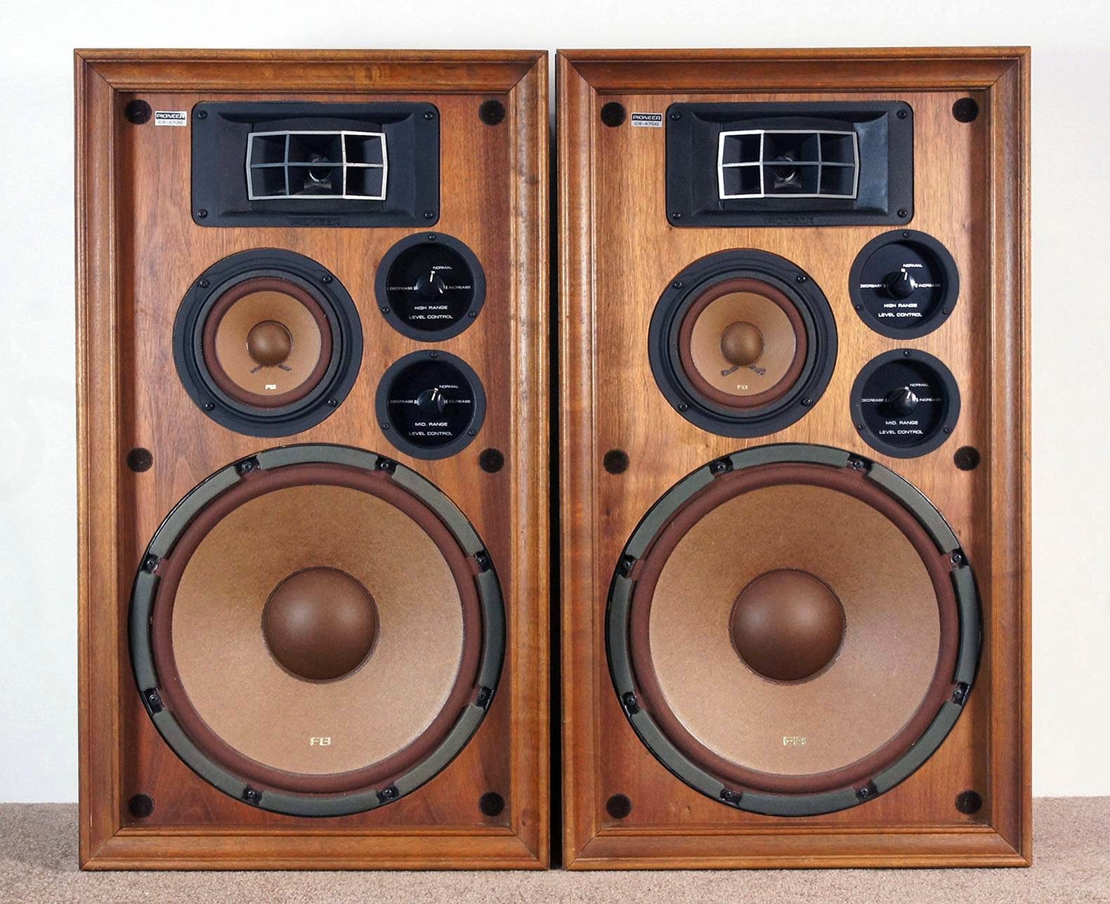 Golden Age Of Audio: Pioneer CS-A700 Vintage Speakers