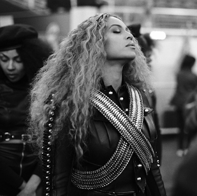 Beyonce breaks the internet as she performed her new song Formation ...