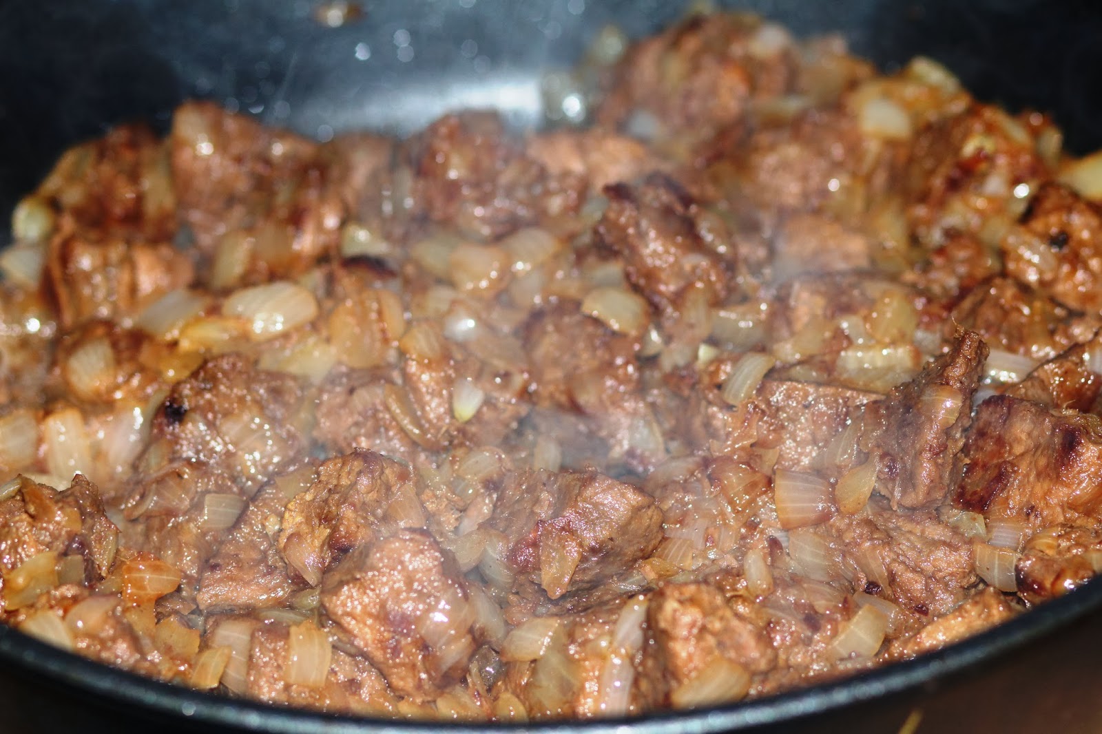 Либжэ мясо тушеное по-кабардински