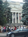 ПОСЕТИТЬ! до 24 июля 2011 г. в Пушкинском музее идет выстака "Dior  и искусство"