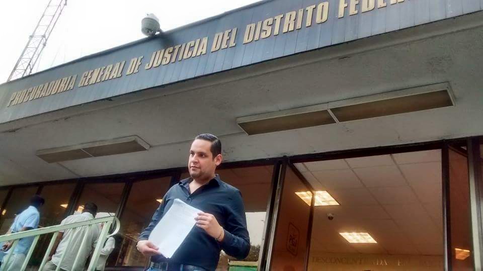 ESPECTACULARIO: RODRIGO FRAGOSO DEMANDA A GUSTAVO ADOLFO INFANTE