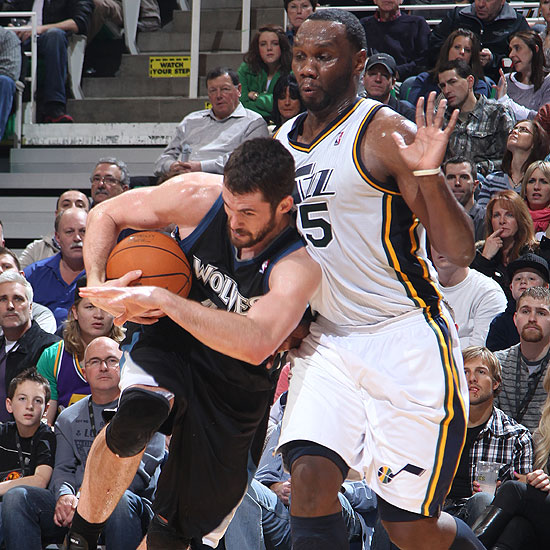 timerberwolves-utah-al-jefferson-vs-kevin-love-wacky-looks-nba-funny-photos-2012-jokes.jpg