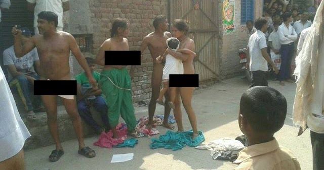 போலீசில் நியாயம் கேட்டுப்போன தாழ்த்தப்பட்ட மக்களை நிர்வாணப்படுத்தி கொடுமை....!  | importmirror.com