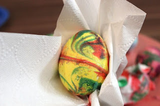 Мастер-классы и идеи по окраске яиц, Декупаж вареных яиц на крахмале, Значения символов, используемых при росписи пасхальных яиц, Кружевные пасхальные яйца, Мозаичные пасхальные яйца, Окрашивание яиц луковой шелухой, Окрашивание яиц натуральными красками, Окрашивание яиц с помощью пены для бритья, Разноцветные яйца со спиральными разводами, Секреты подготовки и окрашивания пасхальных яиц, Яйца «в крапинку», Яйца с растительным рисунком, как покрасить пасхальные яйца в домашних условиях, чем покрасить яйца на Пасху, пасхальные яйца фото, пасхальные яйца картинки, пасхпльные яйца крашенки, пасхальные яйца писанки, красивые пасхальные яйца своими руками, методи окрашивания пасхальных яиц, как покрасить яйца, когда красят яйца, чем красят яйца, пасхальные традиии, Секреты подготовки и окрашивания пасхальных яиц, Символика рисунков на пасхальных яйцах, Пасха, яйца пасхальные, блюда пасхальные, рецепты пасхальные, окрашивание яиц, декор яиц, пасхальный декор, http://eda.parafraz.space/