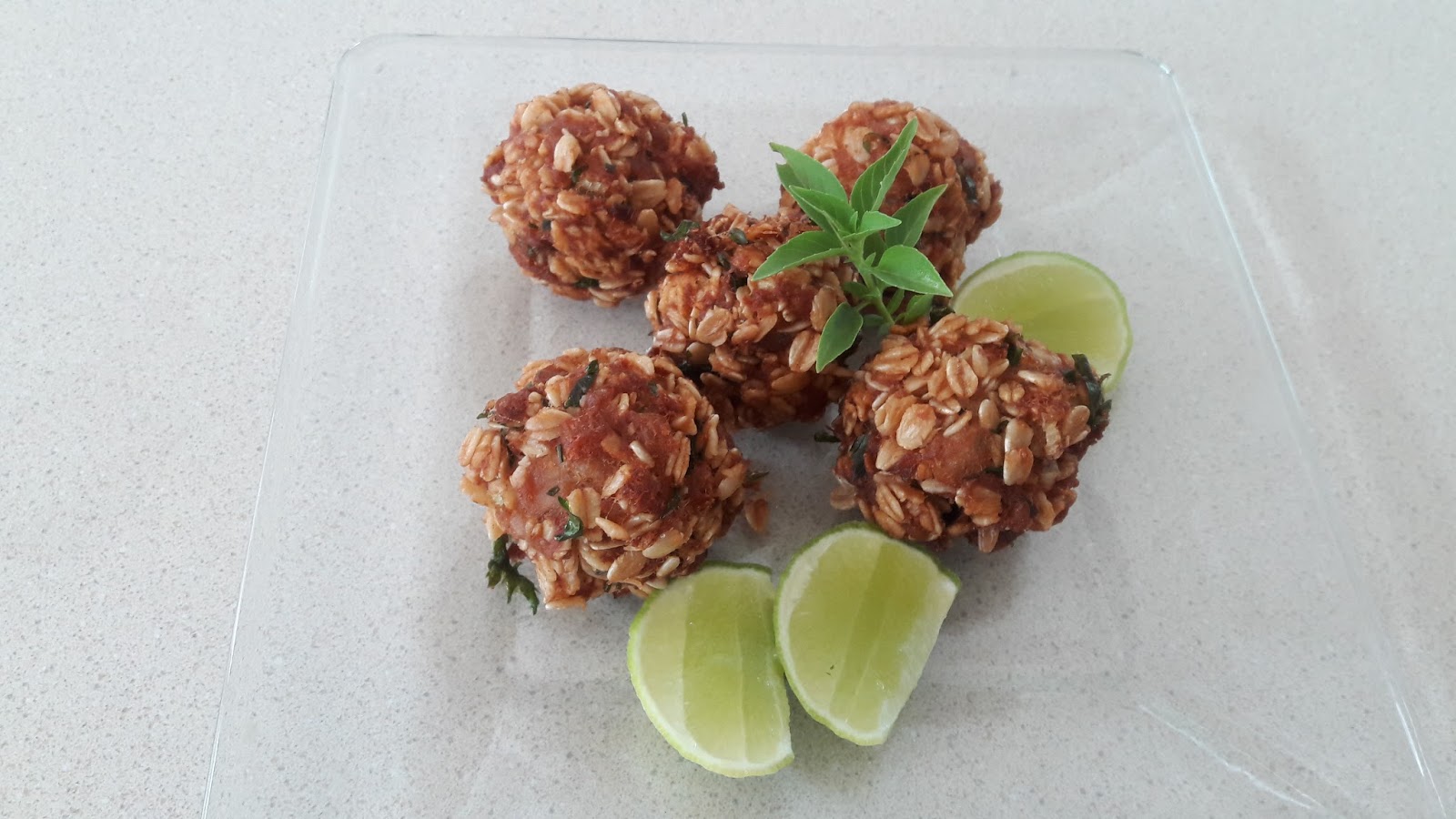 De todo un poco en la cocina Croquetas de Avena con atún