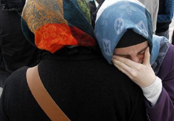 Masihkah Dirimu Betah Menyimpan Duri? Padahal Jelas Membukanya Akan Jauh Lebih Baik! Masihkah Dirimu Betah Menyimpan Duri? Padahal Jelas Membukanya Akan Jauh Lebih Baik!