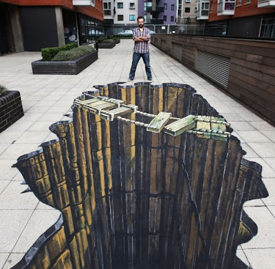 Arte urbano con ilusión óptica