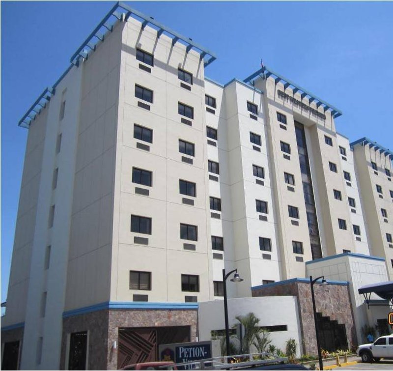 INTRAVELREPORT Best Western Premier PetionVille celebrates grand