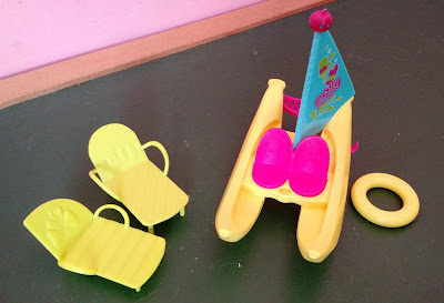 Polly, banana boat, bote banana com vela, uma boia e duas cadeiras , R$ 28,00