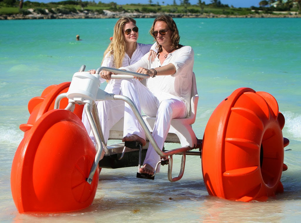 PICTURE OF THE DAY: KRISTIN BAUER VAN STRATEN & ABRI VAN STRATEN The