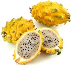 Pitahaya Foto de Pitahayas enteras y partida - Fruta