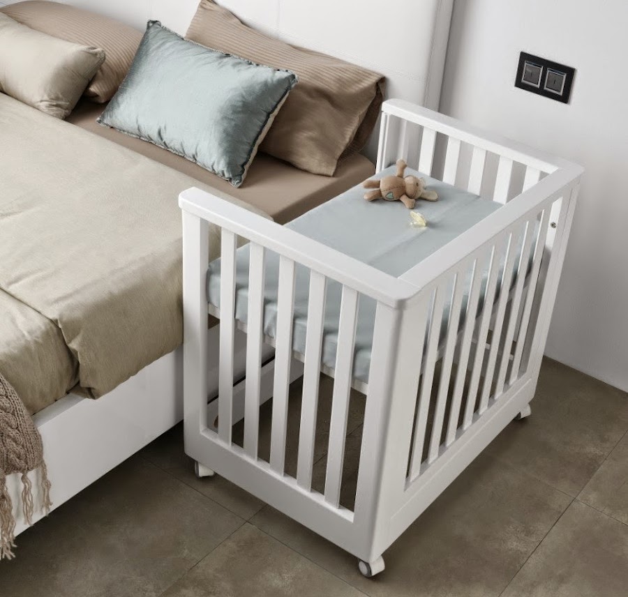 Reutilizar y reciclar cuna de bebe en un sillon