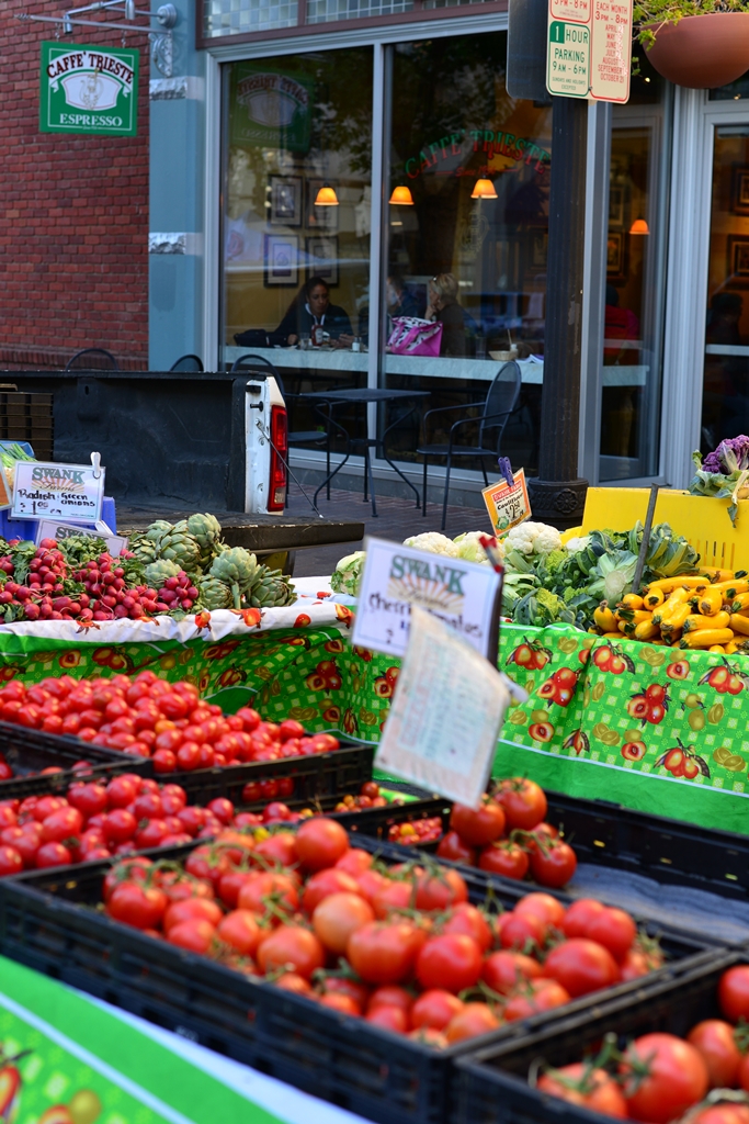 SIMPLE N SIMPLE Old Monterey Farmers Market