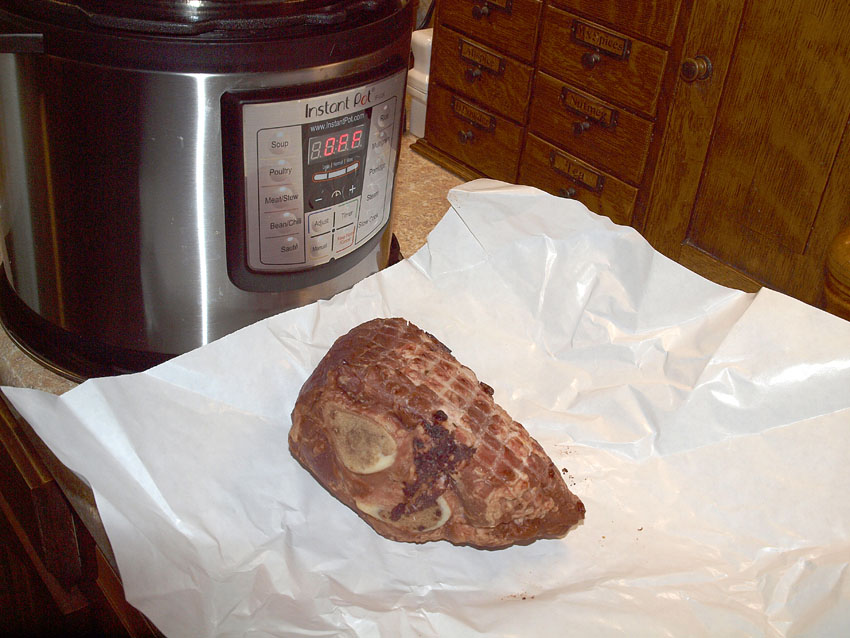 Pellet Smoker Cooking Baby Green Lima Beans, Ham Hock and Bacon