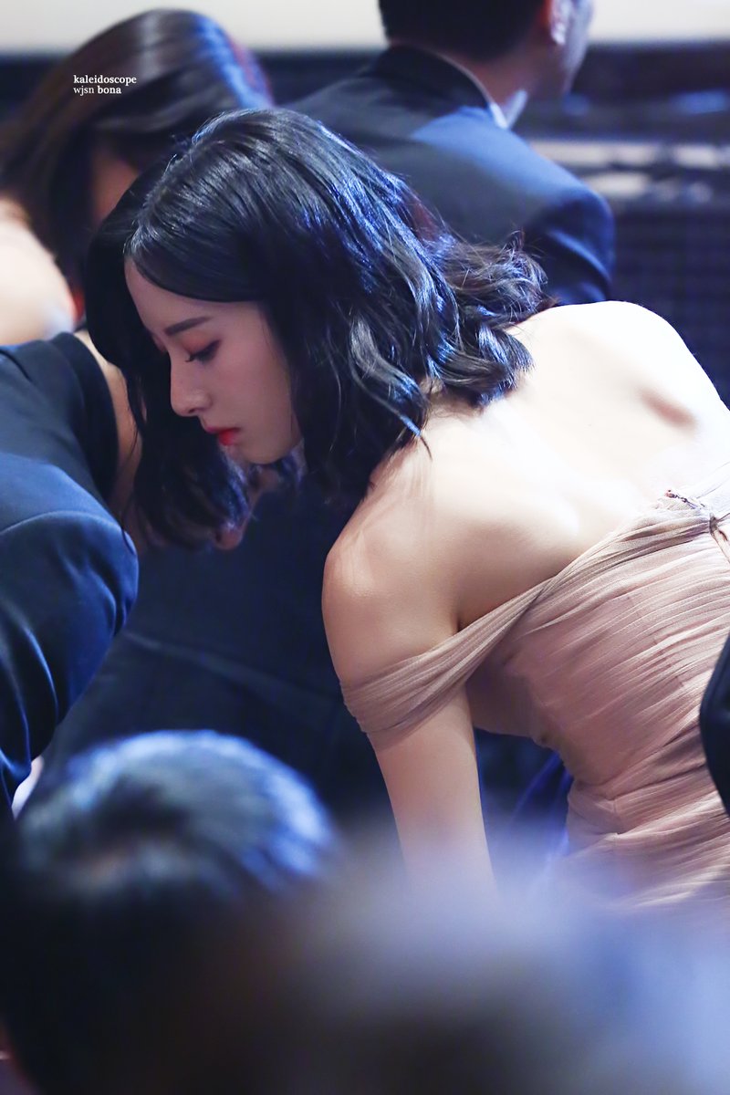 우주소녀 보나 KBS 연기대상 비주얼.jpgif | 인스티즈