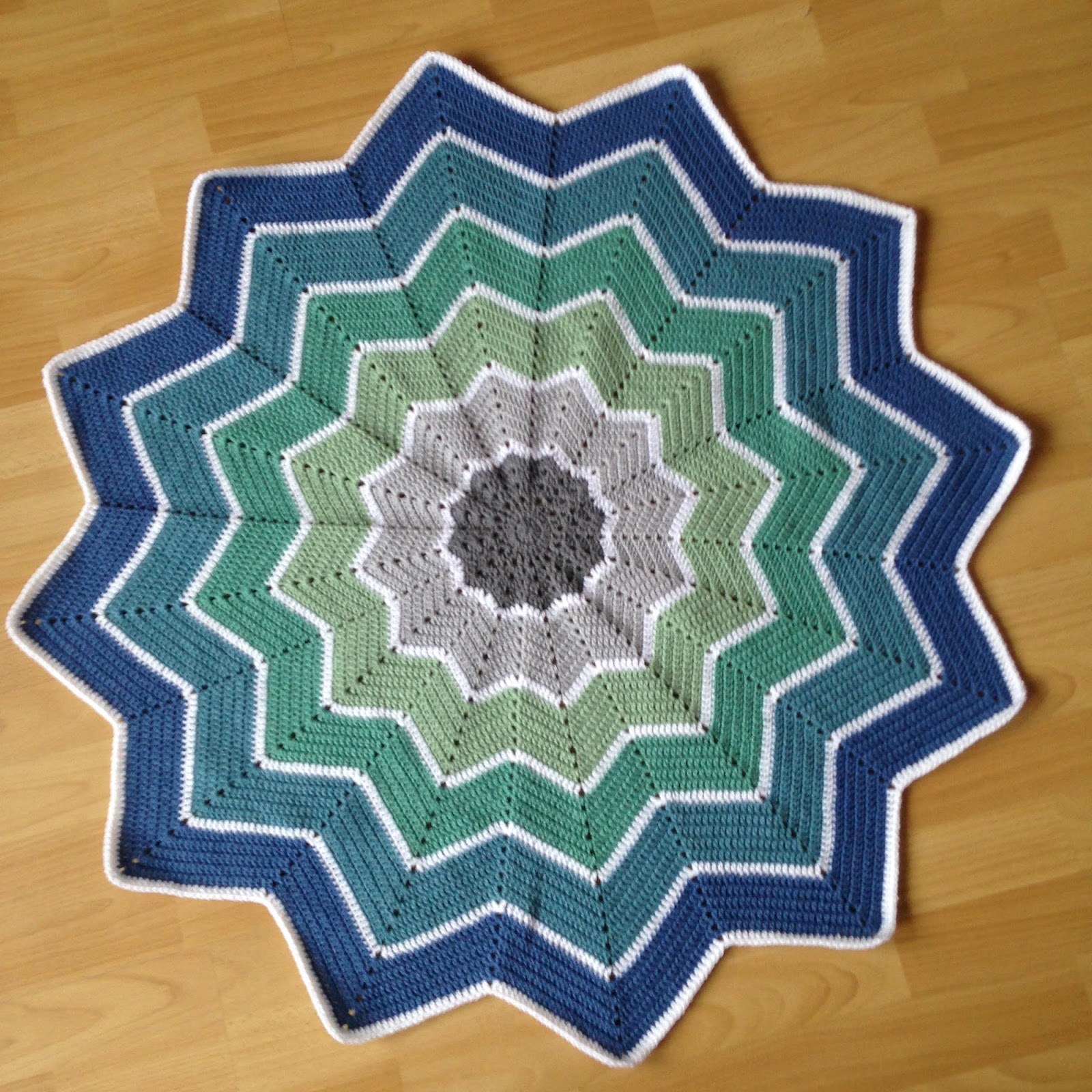 Crochet between worlds Star Blankets