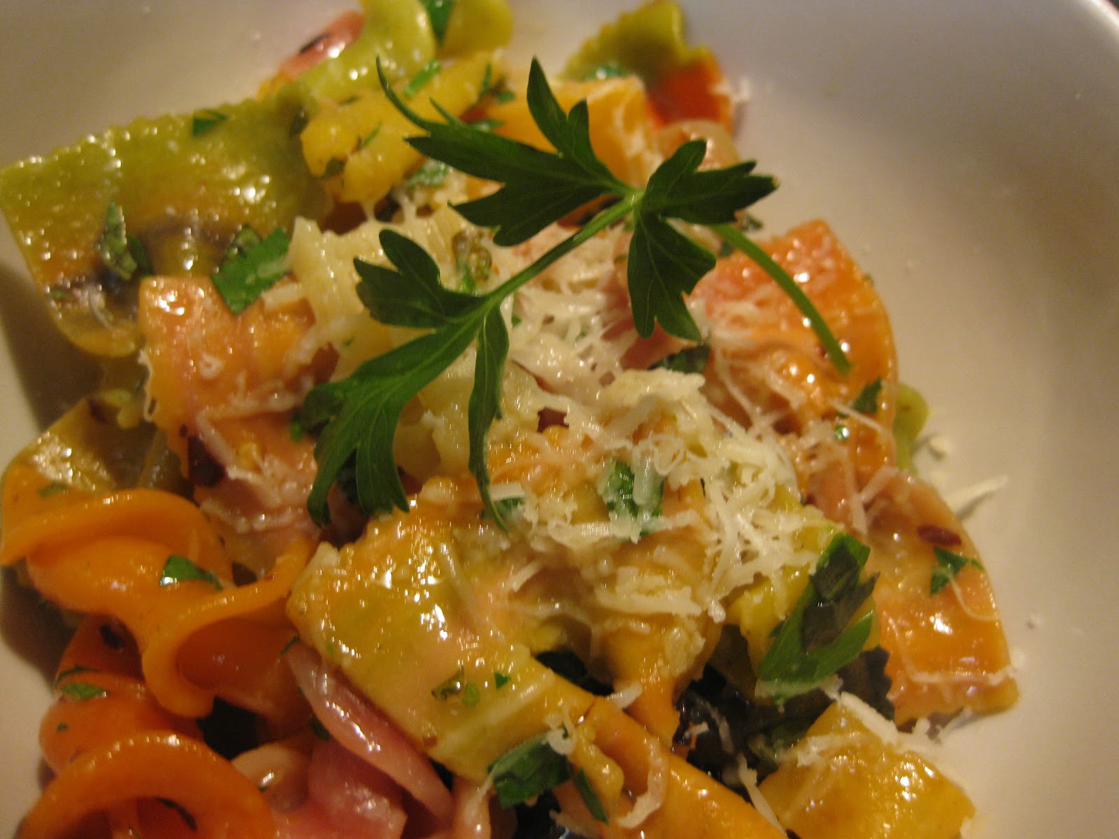 Eat My Words Spaghetti with Garlic, Olive Oil, & Red Pepper Flakes