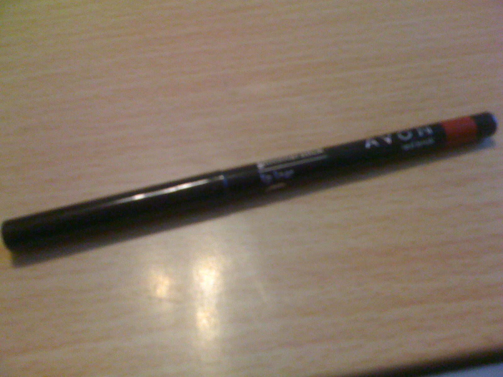 Review Avon Glimmerstick Lip liner in Red Brick Studs and Flicks