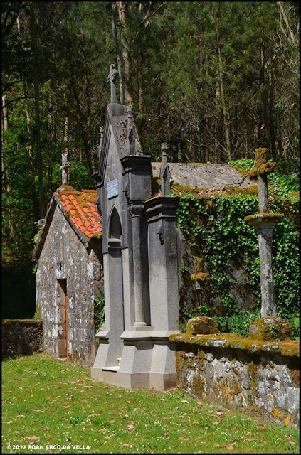 XOAN ARCO DA VELLA IGLESIA DE SAN LORENZO DE AGRÓN AMES