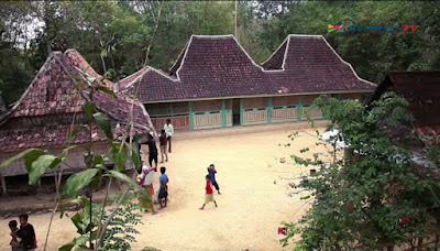rumah tanean lanjhang rumah tanean lanjhang