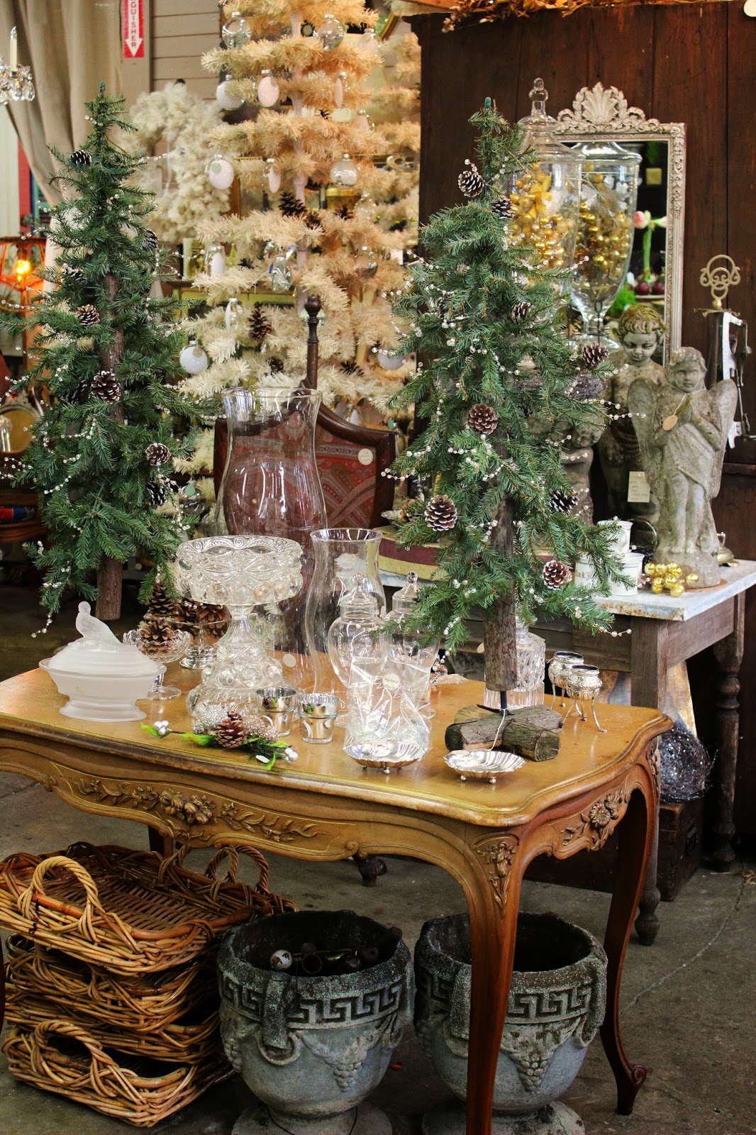 Monticello Antique Marketplace: Holiday ideas, Inspiration and so Much ...
