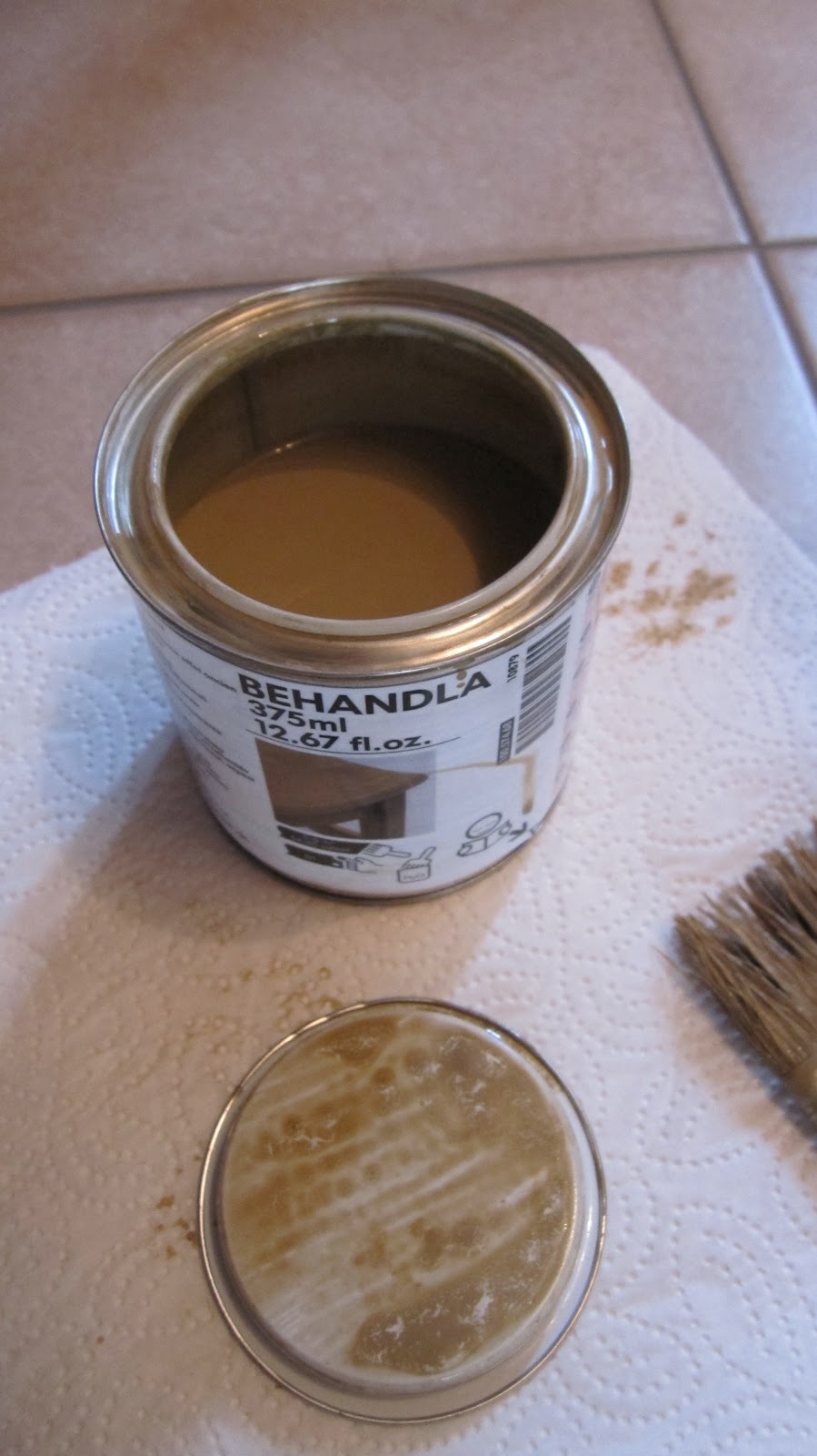 Kleines gelbes Haus: IKEA Behandla Antiklasur