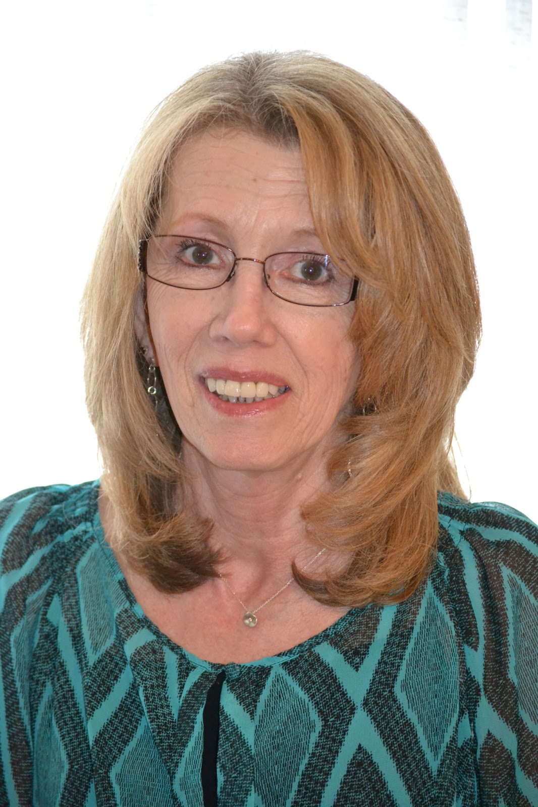 The Link, LLC Featuring Leslie Mills!