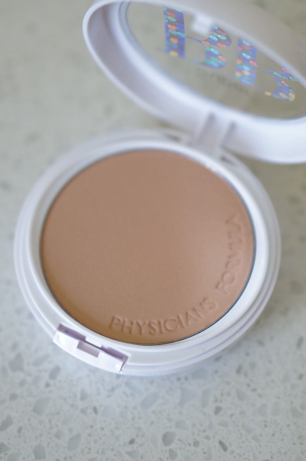 Popular North Carolina style blogger Rebecca Lately shares her review of the Physicians Formula BB Powder. Click here to read!