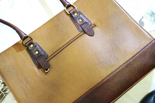 leacarve review, leacarve blog review,  leacarve bags, leacarve  tote bag, leacarve premium leather tote bag, leacarve leather bag, leacarve brand, leacarve briefcase