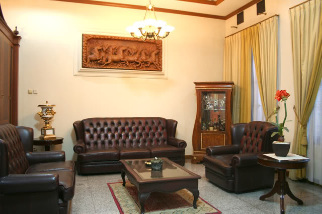 Tips Mudah Menyiasati Ruang Tamu Mungil Agar Tetap Nyaman dan Terasa Lebih Luas Tips Mudah Menyiasati Ruang Tamu Mungil Agar Tetap Nyaman dan Terasa Lebih Luas