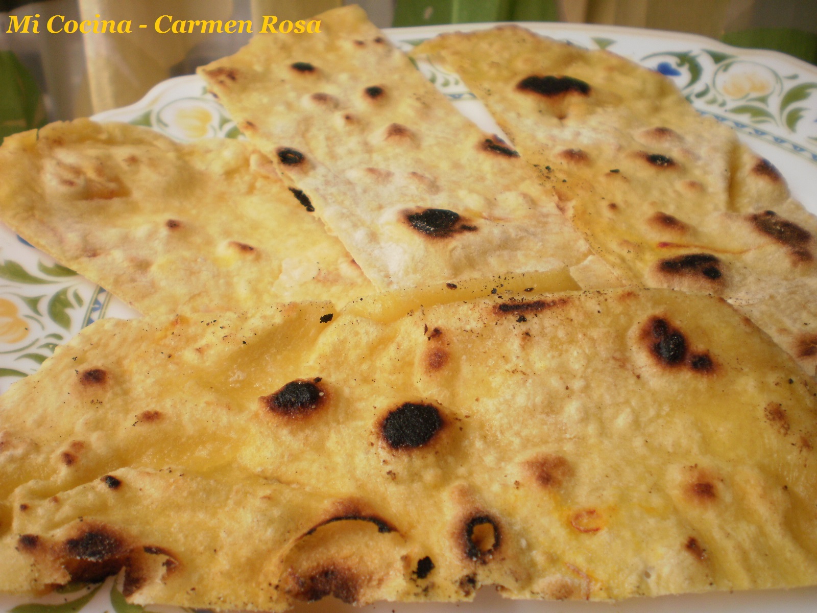 BESAN KI ROTI WITH SAFFRON (PAN DE INDIA: ROTI DE HARINA DE GARBANZOS ...