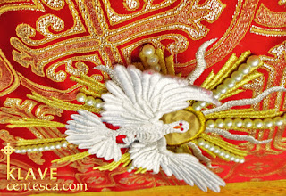 pentecost holy spirit dove embroidery by klave centesca vestments