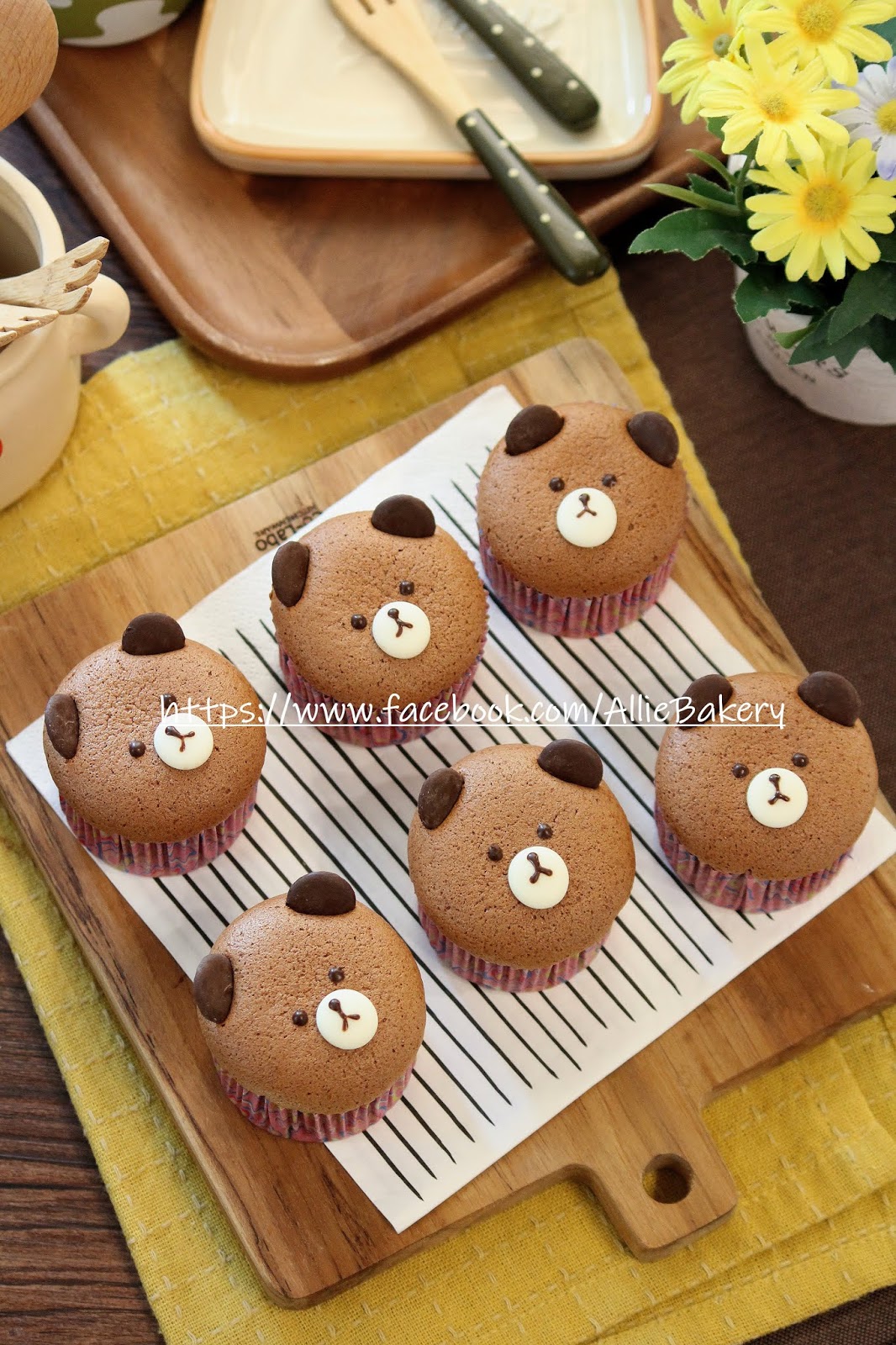 温馨小屋: 又一个小熊的生日蛋糕 - Chocolate Fudge Cake