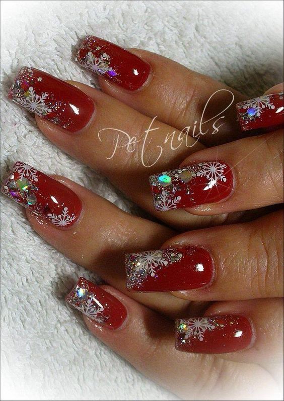 Christmas nails to complete your unforgettable holiday image Phyle Style
